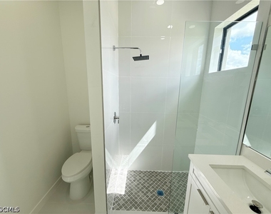 4332 Nw 32nd Street - Photo Thumbnail 18