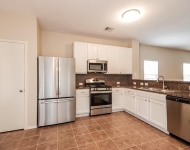 7003 Orchid Street - Photo Thumbnail 5