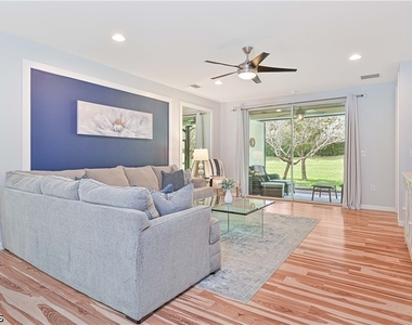 14919 Edgewater Circle - Photo Thumbnail 2
