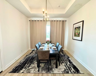 31019 Sun Valley Drive - Photo Thumbnail 18