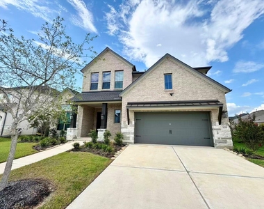 31019 Sun Valley Drive - Photo Thumbnail 1
