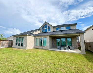 31019 Sun Valley Drive - Photo Thumbnail 44