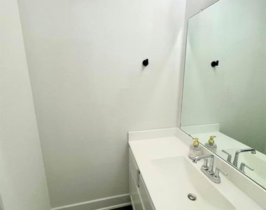 31019 Sun Valley Drive - Photo Thumbnail 36
