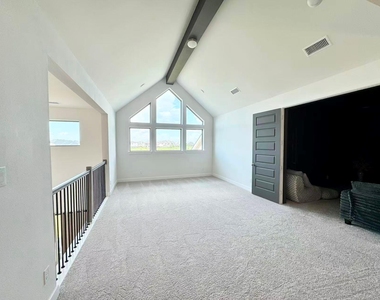 31019 Sun Valley Drive - Photo Thumbnail 29
