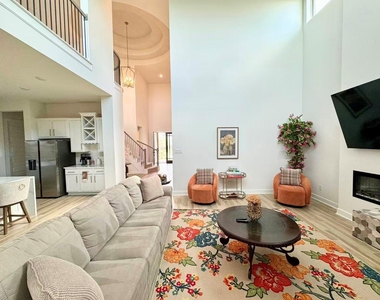 31019 Sun Valley Drive - Photo Thumbnail 13