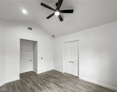 4306 3rd Street Sw - Photo Thumbnail 16