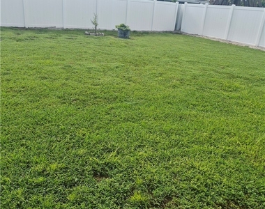 3206 Se Santa Barbara Place - Photo Thumbnail 10