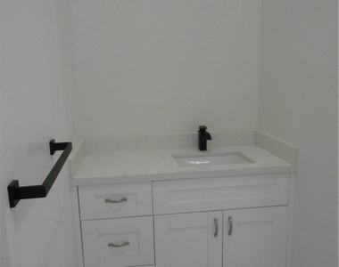 2809 55th Street W - Photo Thumbnail 17