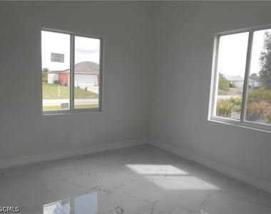 2809 55th Street W - Photo Thumbnail 9
