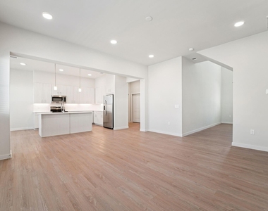 7407 Hadley Meadow Lane - Photo Thumbnail 10