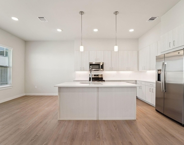 7407 Hadley Meadow Lane - Photo Thumbnail 1