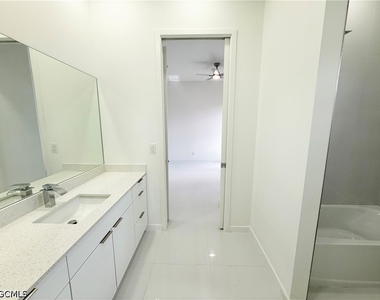 4134 Nw 32nd Lane - Photo Thumbnail 41