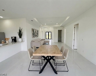 4134 Nw 32nd Lane - Photo Thumbnail 8