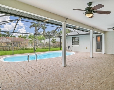 634 Se 32nd Street - Photo Thumbnail 28