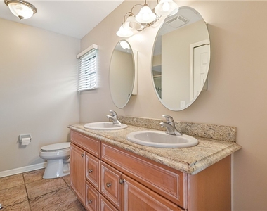 634 Se 32nd Street - Photo Thumbnail 17