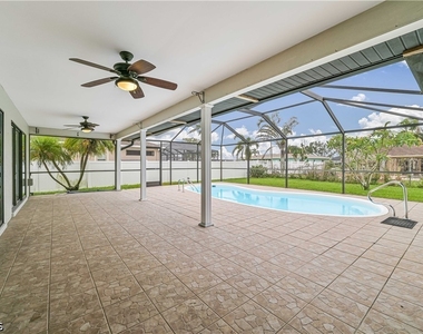 634 Se 32nd Street - Photo Thumbnail 27