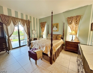 1320 Sw 31st Terrace - Photo Thumbnail 17