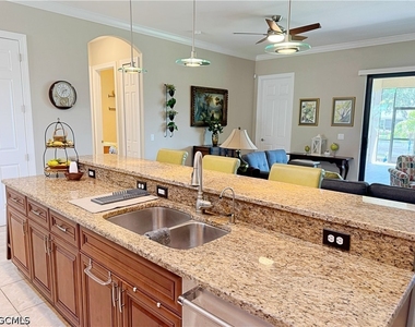 1320 Sw 31st Terrace - Photo Thumbnail 11