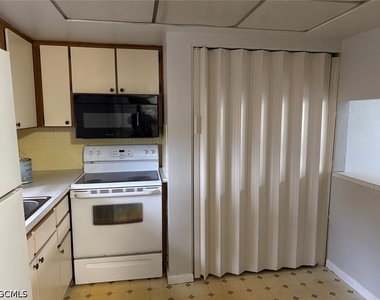 1376 Archer Street - Photo Thumbnail 10