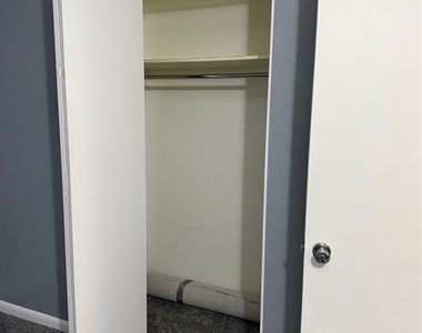 1376 Archer Street - Photo Thumbnail 15