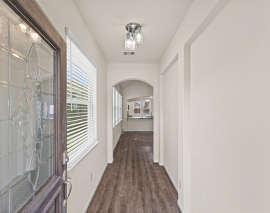 14223 Couturie Forest Trl Trail - Photo Thumbnail 4