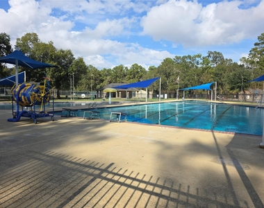 427 Vane Way - Photo Thumbnail 12