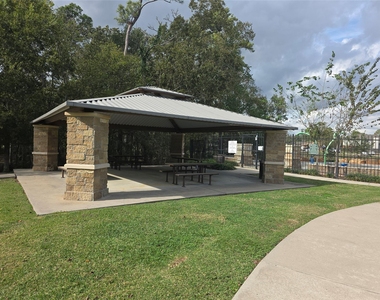 427 Vane Way - Photo Thumbnail 6