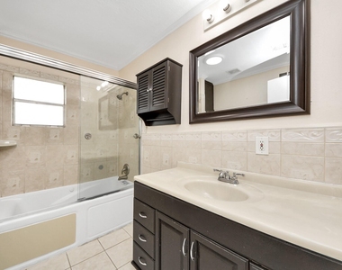 311 N Milby Street - Photo Thumbnail 18