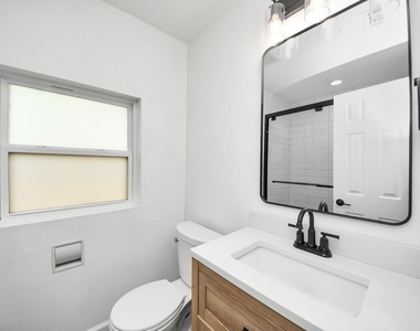 311 N Milby Street - Photo Thumbnail 14