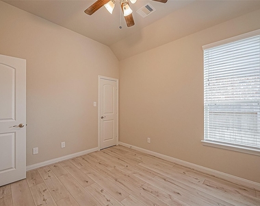 15115 Rosalina Terrace Trail - Photo Thumbnail 28