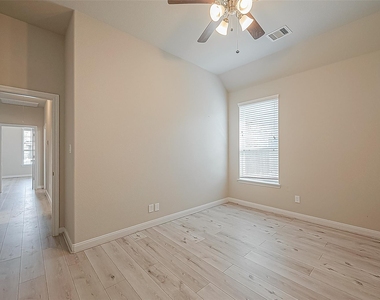 15115 Rosalina Terrace Trail - Photo Thumbnail 31