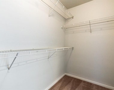 6535 Gorton Drive - Photo Thumbnail 10