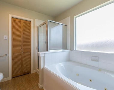 6535 Gorton Drive - Photo Thumbnail 3