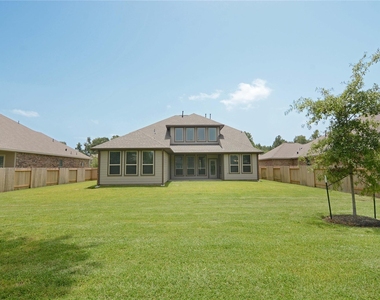 2072 Brookmont Drive - Photo Thumbnail 6