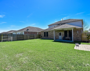 8207 Running Brook Lane - Photo Thumbnail 24