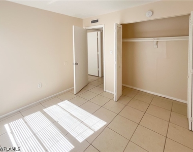 1915 Braman Avenue - Photo Thumbnail 8
