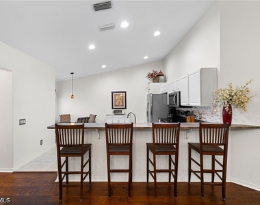 23785 Clear Spring Court - Photo Thumbnail 9
