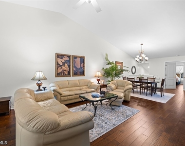 23785 Clear Spring Court - Photo Thumbnail 5