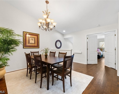 23785 Clear Spring Court - Photo Thumbnail 6