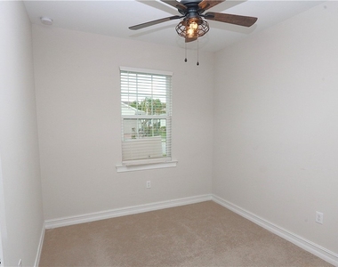 1028 Tranquil Brook Drive - Photo Thumbnail 19