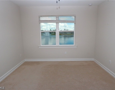 1028 Tranquil Brook Drive - Photo Thumbnail 14