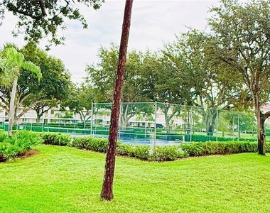 6945 Dennis Circle - Photo Thumbnail 36