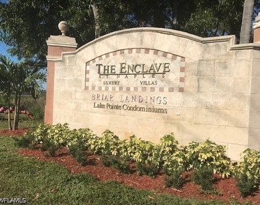 1390 Wildwood Lakes Boulevard - Photo Thumbnail 4