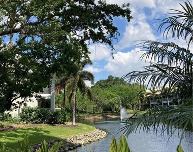 6371 Pelican Bay Boulevard - Photo Thumbnail 5