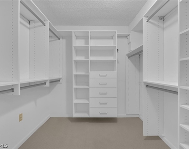 222 Harbour Drive - Photo Thumbnail 16
