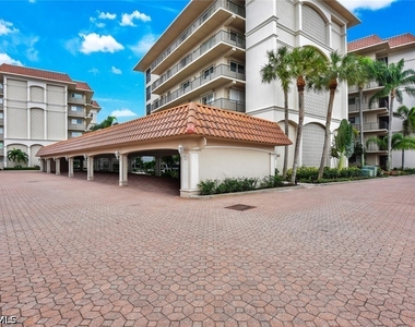 222 Harbour Drive - Photo Thumbnail 37