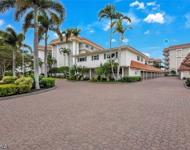222 Harbour Drive - Photo Thumbnail 38