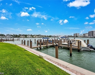 222 Harbour Drive - Photo Thumbnail 30