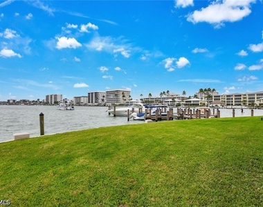 222 Harbour Drive - Photo Thumbnail 29