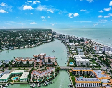 222 Harbour Drive - Photo Thumbnail 35